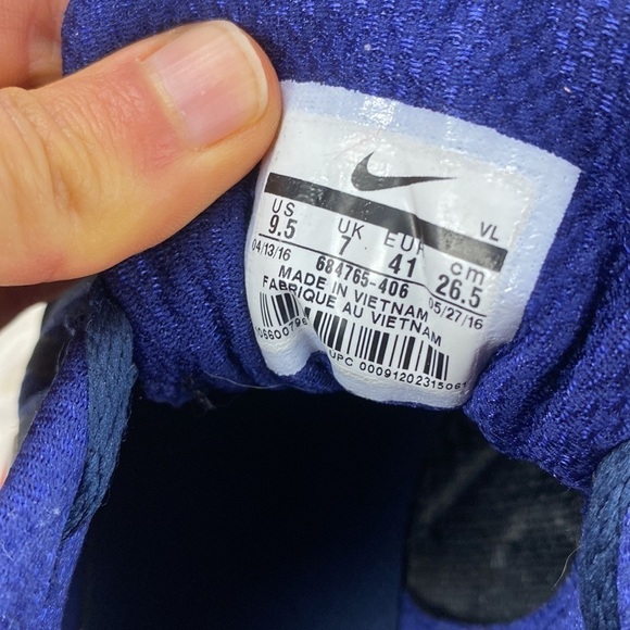 Nike Running Shoes - Picture 7 of 7